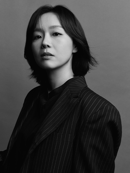 Sang Hee, Lee